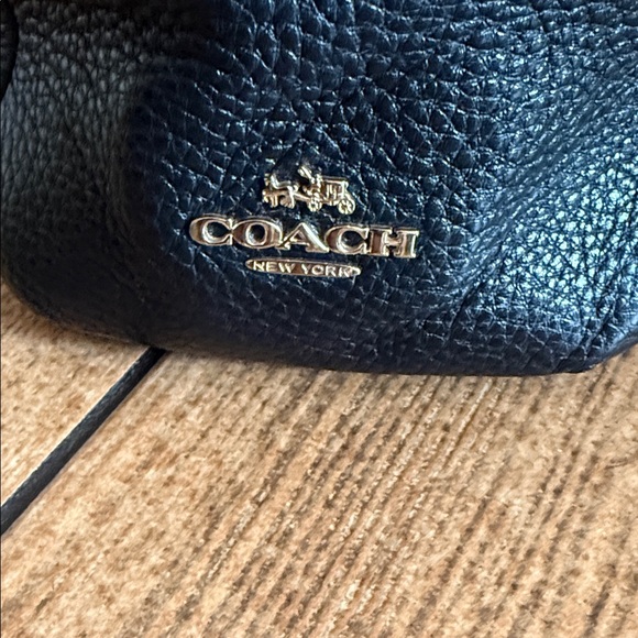 Coach Madison Phoebe Shoulder Bag in black pebbled leather with gold-tone - Picture 2 of 14